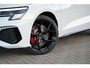 Audi A3 Sportback 45 TFSI e S edition Competition | Dealer onderhouden | Schuif/kanteldak | RS Stoelen | Head Up Display | Adaptieve cruise control | Elektrische achterklep | Stoelverwarming | Bang & Olufsen | Virtual Cockpit |