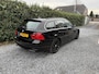 BMW 3-Serie Touring 325d High Executive Automaat | Xenon | Leer | Navi Prof. | Cruise Control | LMV | PDC | Sportstoelen | Stoelverwarming | APK tot 28-10-2026!