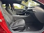 Mazda 3 2.5 e-SkyActiv-G M Hybrid 140 Homura Automaat, Navigatie, Apple Carplay/ Android Auto, Head-up, Cruise Controle Add, A.Rij-Camera, Parkeerhulp v., Stoel verwarming