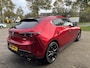 Mazda 3 2.5 e-SkyActiv-G M Hybrid 140 Homura Automaat, Navigatie, Apple Carplay/ Android Auto, Head-up, Cruise Controle Add, A.Rij-Camera, Parkeerhulp v., Stoel verwarming