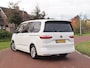 Volkswagen Multivan 1.4 eHybrid L2H1 Life | 7-persoons | Camera | Cruise Control | Apple Carplay | NL-Auto |