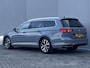 Volkswagen Passat Variant 1.4 TSI PHEV 218 pk GTE Business Automaat /  Dealer onderhouden / 1.600 kg Elektrische trekhaak / Stuur- en stoelverwarming / Ergo Comfort stoel / Camera 360° / Winterwielenset /