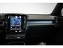 Volvo EX40 Single Motor Extended Range Ultra Black Edition | Demo Deal | 20" Lichtmetalen Wielen | Elektrisch Verstelbare Voorstoelen | 360º Camera | Stoel/Stuurverwarming | Warmtepomp | Donkergetint Glas |