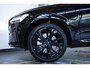 Volvo XC60 2.0 T6 Plug-in hybrid AWD Plus Black Edition | Luchtvering | Head-Up Display | 360º Camera | Schuif/Kantel-Panoramadak | Google Infotainment | 21" Lichtmetalen Wielen |