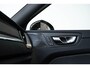 Volvo XC60 2.0 T6 Plug-in hybrid AWD Plus Black Edition | Luchtvering | Head-Up Display | 360º Camera | Schuif/Kantel-Panoramadak | Google Infotainment | 21" Lichtmetalen Wielen |