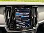 Volvo V90 2.0 T8 Plug-in hybrid AWD Ultra Dark | Panoramadak | Harman/Kardon | 360 camera | Trekhaak |