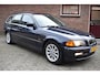 BMW 3-Serie Touring 320i '99 Inruiler zo mee