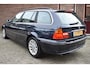 BMW 3-Serie Touring 320i '99 Inruiler zo mee