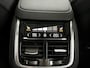 Volvo XC90 T8 Plug-in hybrid AWD Ultra Dark | Luchtvering | Panoramadak | 360º camera | Head- Up display | Bowers & Wilkins | Stoelventilatie | Trekhaak
