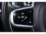 Volvo V90 2.0 T4 Momentum | Adaptieve cruise control | Stoelverwarming voor + achter | Verwarmd stuurwiel | Mistlampen | Intellisafe Surround | Adaptieve bochtverlichting | Elektr. verstelbare bestuurdersstoel | Parkeerverwarming | Parkeersensoren voor + achter | Trekhaak |