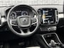 Volvo XC40 1.5 T2 Business Pro | Adaptieve cruise control | Trekhaak | Stoel en stuurverwarming | Verwarmbare voorruit