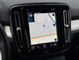 Volvo XC40 1.5 T2 Business Pro | Adaptieve cruise control | Trekhaak | Stoel en stuurverwarming | Verwarmbare voorruit