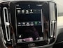 Volvo XC40 1.5 T2 Business Pro | Adaptieve cruise control | Parkeercamera | Stoel en stuurverwarming | Verwarmbare voorruit