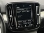 Volvo XC40 1.5 T2 Business Pro | Adaptieve cruise control | Trekhaak | Stoel en stuurverwarming | Verwarmbare voorruit