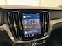 Volvo V60 T6 Plug-in hybrid AWD Plus Dark | 360°-camera | Audio installatie premium | BLIS dodehoek detectie