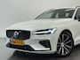 Volvo V60 T6 Plug-in hybrid AWD Plus Dark | 360°-camera | Audio installatie premium | BLIS dodehoek detectie