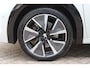 Peugeot e-208 EV GT Pack 50 kWh | Panoramadak | Navigatie | Winterpack