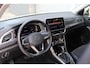 Volkswagen T-Roc 1.5 TSI Style 150pk - ACC - Carplay - Camera - DAB - Verwarmd stuurwiel - Rijklaar
