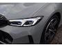 BMW 3-Serie Touring 330e M-Sport | 19,5kWh | Panodak | Head-up | Memory | Trekhaak | 360° Camera | Fabrieksgarantie