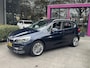 BMW 2-Serie Active Tourer 218i High Executive Edition | WORDT VERWACHT | PANORAMADAK | HEAD UP DISPLAY | STOELVERWARMING | LEDER | ELEKTRISCHE ACHTERKLEP |