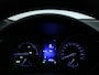 Toyota C-HR 1.8 Hybrid Style | Elektrische Achterklep | Parkeersensor voor en achter | Voorstoelen verwarmd |