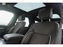 Land Rover Discovery 3.0 P360 R-Dynamic HSE 7p. l 21" Gloss Black l Coolbox l 3- rij stoelverwarming