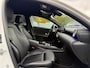 Mercedes-Benz A-klasse 180 Premium Plus | 12MND GARANTIE | LED | CARPLAY | NAVI | CRUISE | LMV | LEDER |