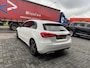 Mercedes-Benz A-klasse 180 Premium Plus | 12MND GARANTIE | LED | CARPLAY | NAVI | CRUISE | LMV | LEDER |