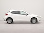 Mazda 2 1.5 Skyactiv-G Style Selected | Vaste trekhaak | Bluetooth | Airco | Spraakbediening | Achteruitrij camera |