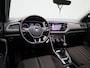 Volkswagen T-Roc 1.0 TSI Style 110 PK | Airco | Adaptive Cruise Control | Lane Assist | Parkeersensoren | Panoramadak |