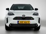 Toyota Yaris Cross 1.5 Hybrid GR Sport | Panoramadak | JBL | Head-Up Display | 360 Camera | dodehoek detectie | Parkeersensoren voor+achter met assistent | Navigatie | Apple CarPlay/Android Auto |