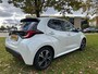 Toyota Yaris 1.5 Hybrid 115 First Edition Parelmoer-wit