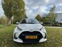 Toyota Yaris 1.5 Hybrid 115 First Edition Parelmoer-wit