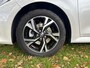 Toyota Yaris 1.5 Hybrid 115 First Edition Parelmoer-wit
