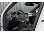 Volvo XC40 1.5 T5 Recharge R-Design | Adaptieve cruise | Panorama dak | Harman Kardon | Zwenkbare trekhaak |