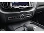Volvo XC60 2.0 B4 R-Design | Adaptieve cruise | Memory | Harman Kardon | Achterbank verwarmd |