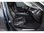 Volvo XC60 2.0 B4 R-Design | Adaptieve cruise | Memory | Harman Kardon | Achterbank verwarmd |