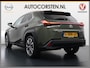Lexus UX 300e 54kWh 204pk Executive Leder Navi Ecc 360°Camera Stoel+Stuurverwarming Schuif/Kanteldak HUD Adaptive-Cruise Apple Carplay Android LED Pdc Lmv 18" SmartKey Miracast™ WiFi Blindspot monitoring Elek.Achterklep lane Assist DAB Bluetooth 1e Eigenaar Origineel Nederlandse Auto Nieuwprijs €64.000,-