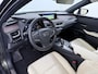 Lexus UX 300e 54kWh 204pk Executive Leder Navi Ecc 360°Camera Stoel+Stuurverwarming Schuif/Kanteldak HUD Adaptive-Cruise Apple Carplay Android LED Pdc Lmv 18" SmartKey Miracast™ WiFi Blindspot monitoring Elek.Achterklep lane Assist DAB Bluetooth 1e Eigenaar Origineel Nederlandse Auto Nieuwprijs €64.000,-