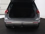 Volkswagen Tiguan 1.5 TSI R Line | Panoramadak | Trekhaak | Stoelverwarming | Camera | Adaptive cruise | Virtual Cockpit | 19'' | Carplay | Park Assist | Navigatie | Full LED
