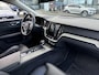 Volvo V60 2.0 T5 Inscription | Schuif-/kanteldak | Leder | Heads-Up Display | Park.Camera | Elektrische achterklep | Stoelverwarming |