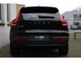 Volvo EX40 Single Motor Extended Range Business Ed. 82 kWh | Eindejaarsknaller | Extra getint glas | Premium audio by Harman Kardon | Verwarmbare voorstoelen | Visual Park Assist | Stuurverwarming | Alarm voorbereiding | Pilot Assist | 19" 5-spaaks glossy black/diamond cut