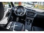 Volkswagen Tiguan R-line 1.5 TSI 150pk Elegance | LED verl. | Panoramadak | Leder | Memory | Camera | Navigatie| Stoelverwarming
