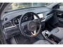 Kia e-Niro Edition 64 kWh 3-Fase | Navigatie | Stoel- en stuurverwarming | Adaptieve Cruise Control | Camera | Parkeersensoren | 17" LM velgen | Privacy Glass | All season