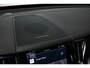 Volvo XC60 T6 Plug-in hybrid AWD Plus Black Edition | Actieve Luchtvering  | Premium audio by Harman Kardon  | 360 graden camera | Panoramadak met schuif-/kantelfunctie | Verwarmbare voorstoelen, achterbank en stuurwiel | 21 inch Lichtmetalen velgen |