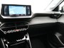 Peugeot 208 1.2 PureTech Allure Pack | Apple Carplay | Bluetooth | Achteruitrij camera | Parkeersensoren achter | Cruise control |