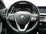 BMW 1-Serie 118i Sportline 141pk Dealer O.H | Apple Carplay | Cruise Control | Virtual | Navigatie | LED Koplampen | Sfeerverlichting | DAB | 17"L.M |