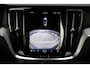 Volvo V60 T6 Automaat Plug-in hybrid AWD Essential Edition | Adaptieve Cruise Control | Stuurverwarming | Stoelverwarming | Verwarmbare Achterbank | Lederen Bekleding | Elektrische Lendensteunen | Automatisch Dimmende Spiegels | Getint Glas | 19 inch velgen