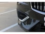 Volvo V60 T6 Automaat Plug-in hybrid AWD Essential Edition | Adaptieve Cruise Control | Stuurverwarming | Stoelverwarming | Verwarmbare Achterbank | Lederen Bekleding | Elektrische Lendensteunen | Automatisch Dimmende Spiegels | Getint Glas | 19 inch velgen