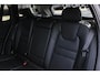 Volvo V60 T6 Automaat Plug-in hybrid AWD Essential Edition | Adaptieve Cruise Control | Stuurverwarming | Stoelverwarming | Verwarmbare Achterbank | Lederen Bekleding | Elektrische Lendensteunen | Automatisch Dimmende Spiegels | Getint Glas | 19 inch velgen